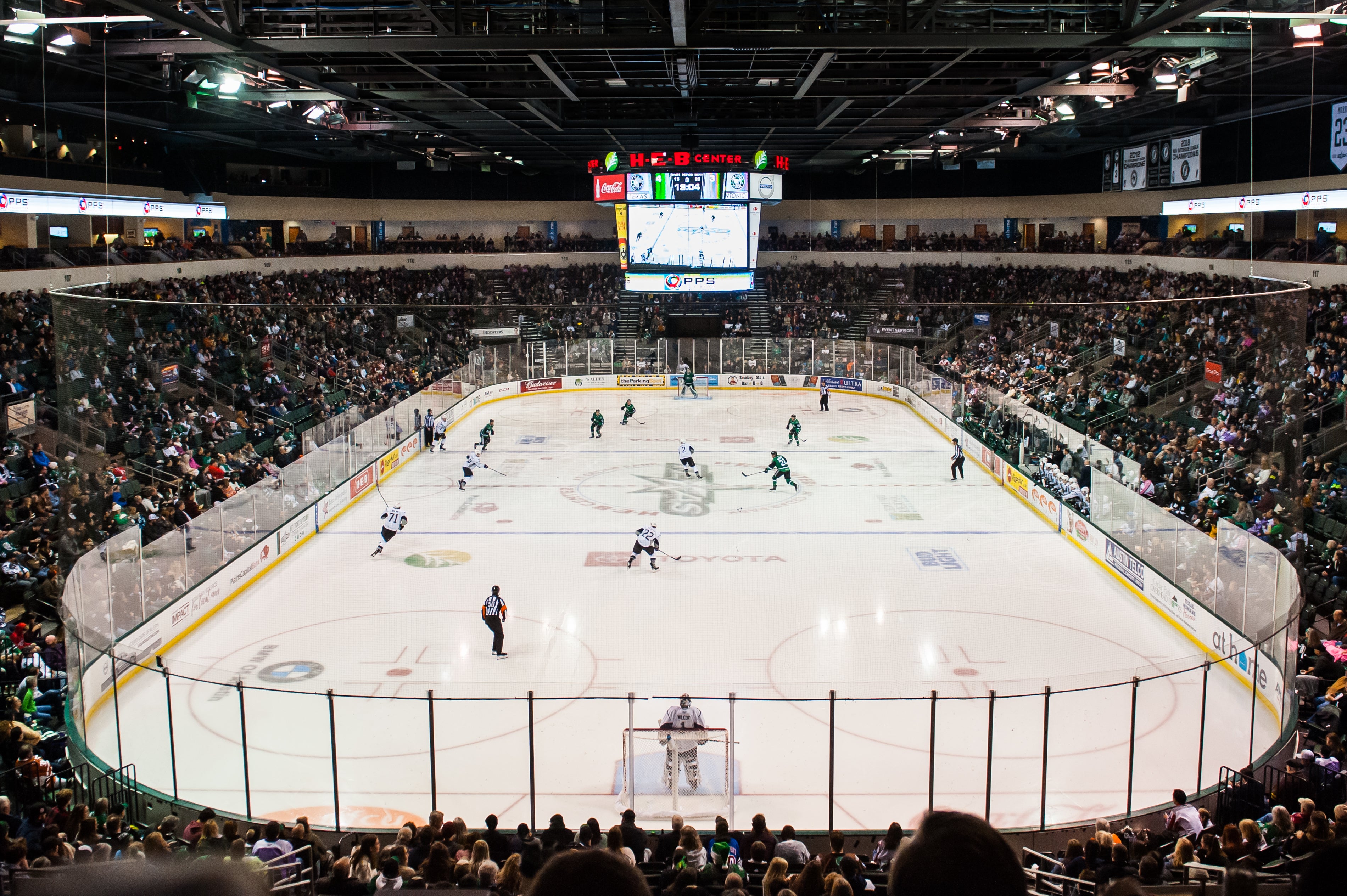 Texas Stars are ready to shine: Hockey team's 14th season opens tonight in  Cedar Park