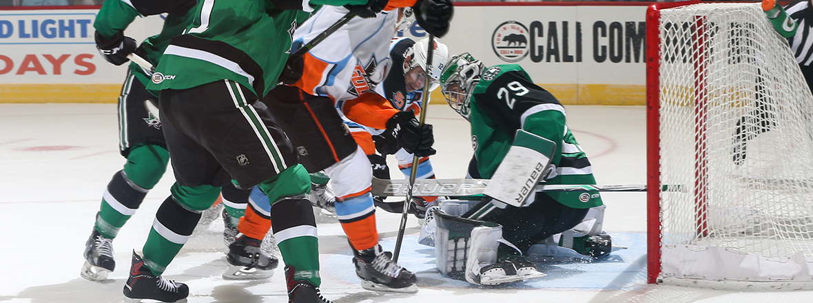 McKenna, Stars Shut Down Gulls, 3-1