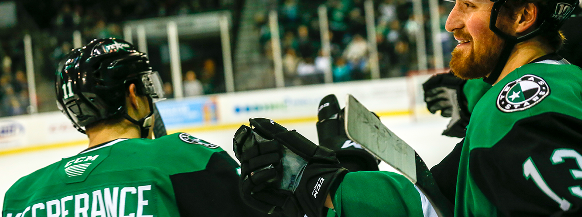 Stars Hold off Moose for Seventh Straight Home Win