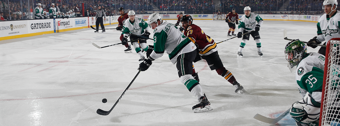 Stars Earn Point in Road Shootout Loss to Chicago