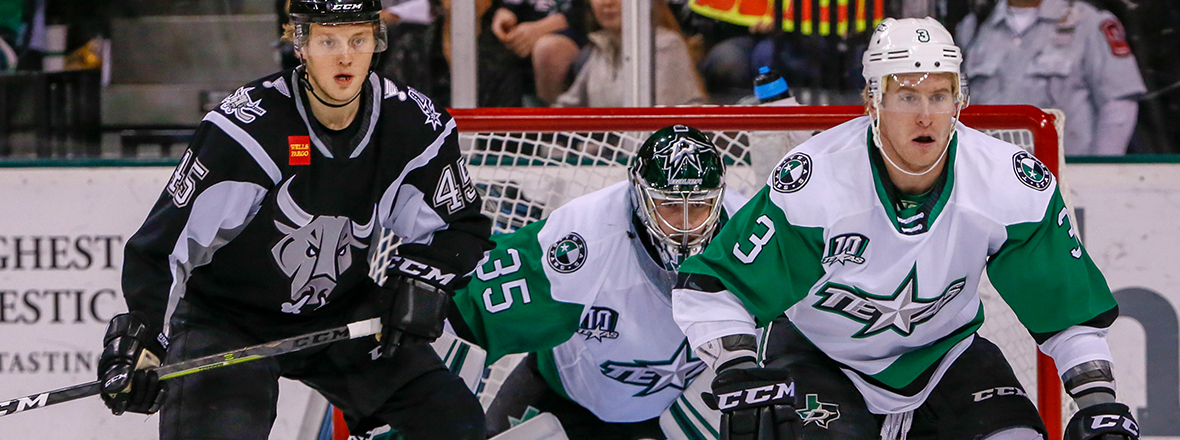 Stars Rush Back to Earn 5-2 Win Over Rampage