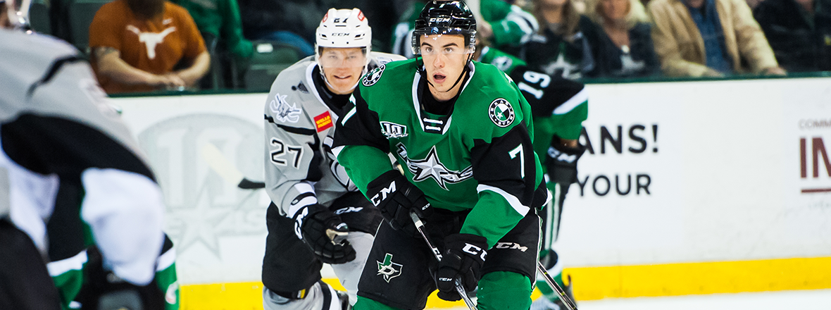 Dallas Stars Sign Defenseman Gavin Bayreuther