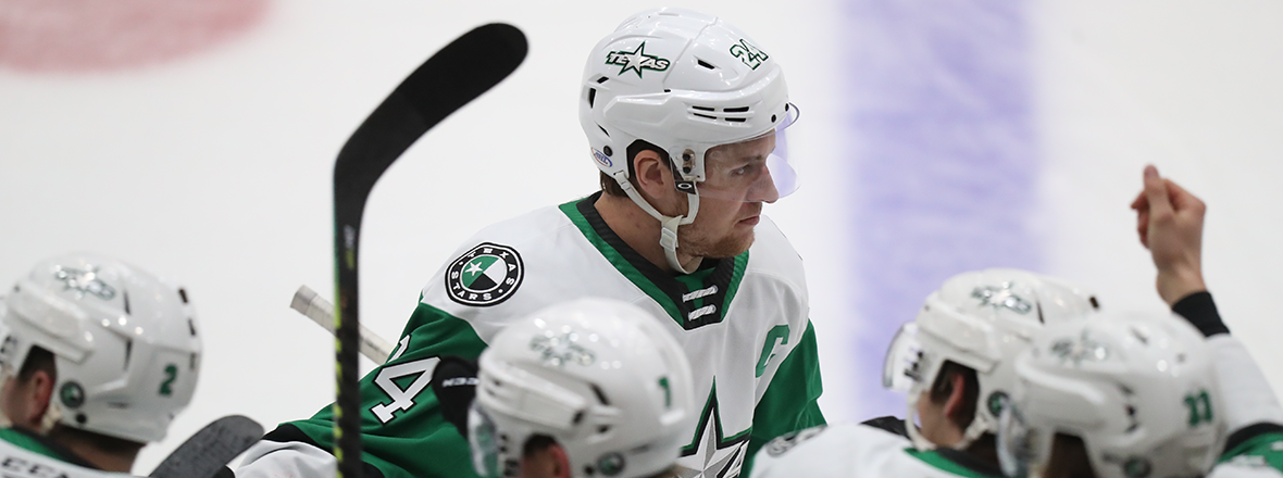 Cole Schneider Leads Stars to 5-2 Win in Tucson