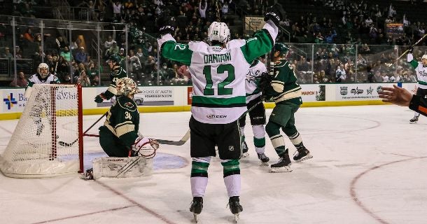 Stars Bounce Back with 3-1 Win thumbail