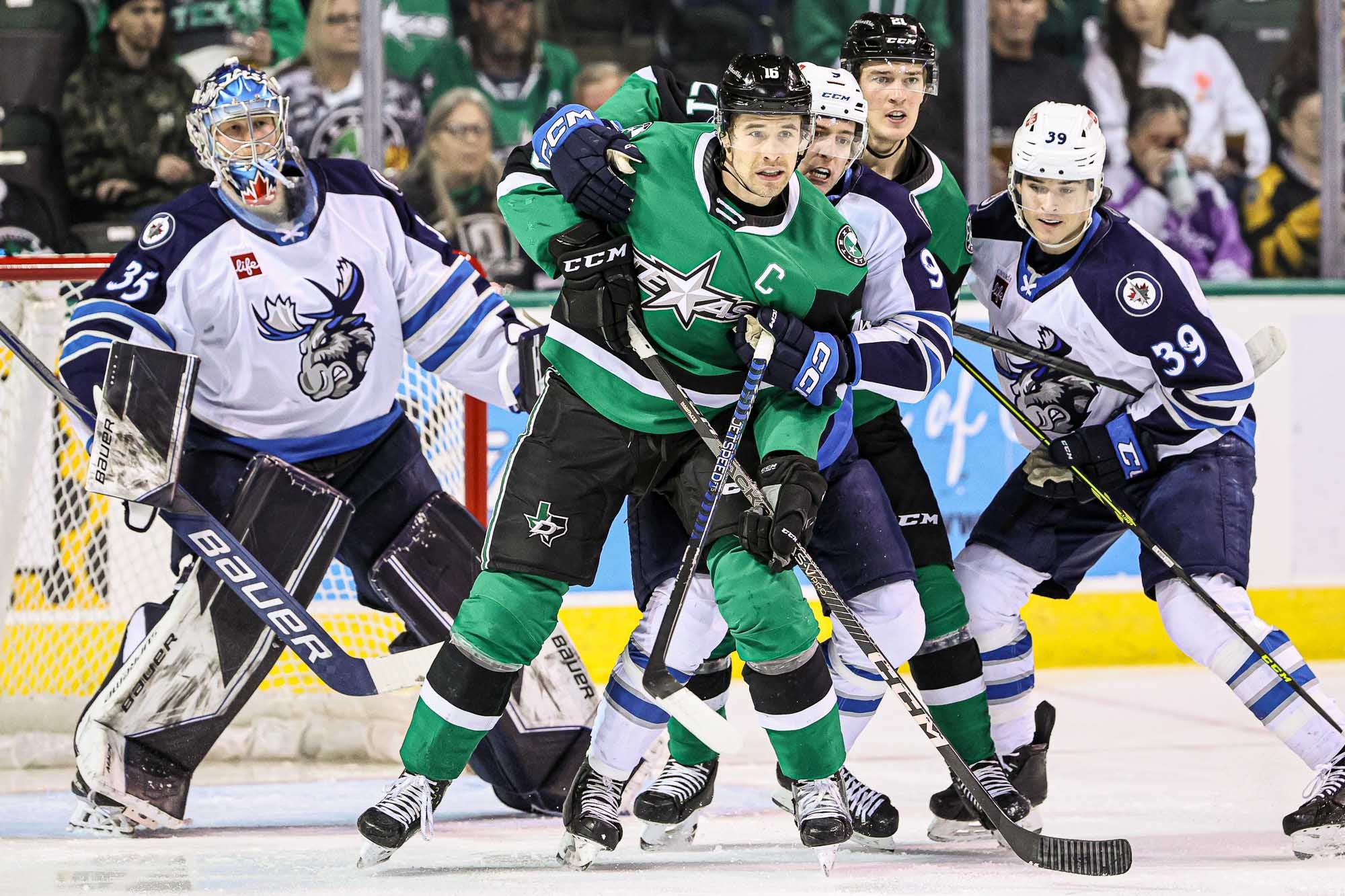 Brenden Dillon vs. Jamie Benn, February 11, 2022 - Winnipeg Jets vs. Dallas  Stars