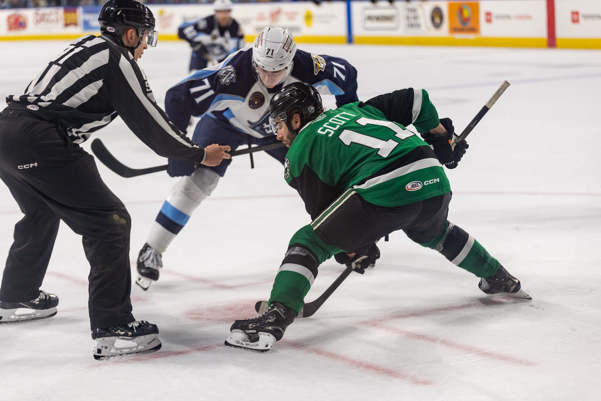 Stars Lead Slips Away Late in Milwaukee