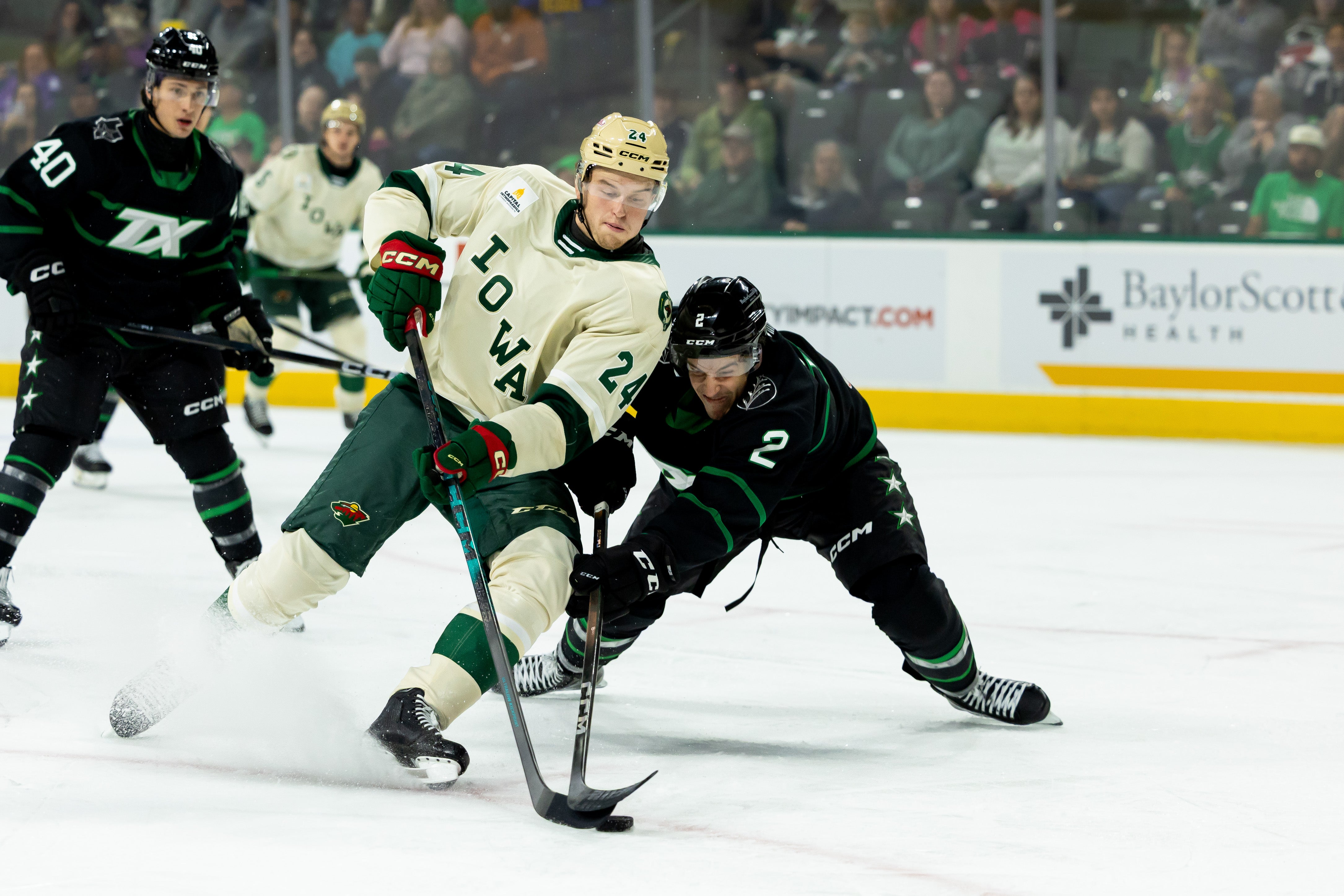 Stars drop defensive duel on Saturday night