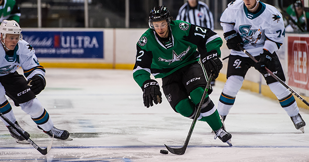 Stars Break Through Barracuda for 5-3 Win thumbnail